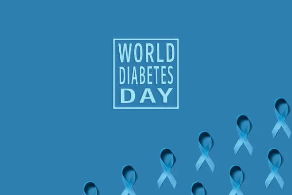 Fita Azul Fundo Azul Símbolo Mundo Diabetes Dia Novembro Espaço — Fotografia de Stock