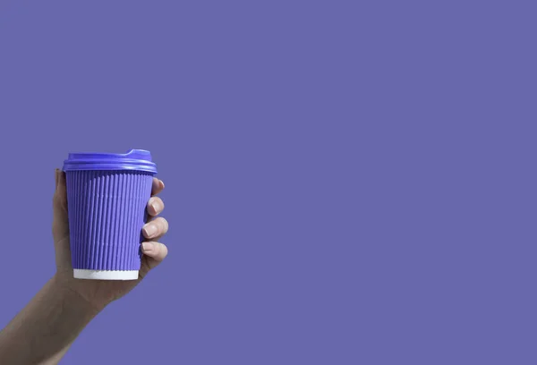 Cardboard Cup Coffee Tea Woman Hand Very Peri Trendy Color — Foto de Stock