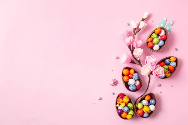 Czekoladowe Jajka Wielkanocne Wystrój Płaski Dla Dzieci Wielkanoc Polowanie Jaj — Zdjęcie stockowe