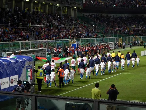 Palermo, Itália - 06 de setembro de 2013 - Itália vs Bulgária - Qualificador da Copa do Mundo FIFA 2014 — Fotografia de Stock