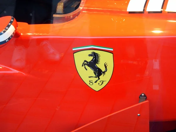 Ferrari formula bir yarış arabası