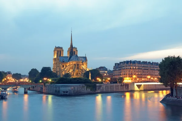 Notre dame, Paryż - Francja. — Zdjęcie stockowe