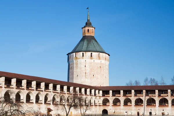 Een architectonisch monument van het Russische noorden. — Stockfoto