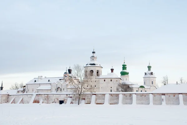 Monasterio Kirillo-Belozersky. El patrimonio cultural de los rusos —  Fotos de Stock