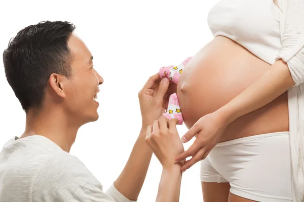 Zwangere vrouw met haar man. — Stockfoto