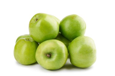 Beyaz arka plan üzerinde izole yeşil elma