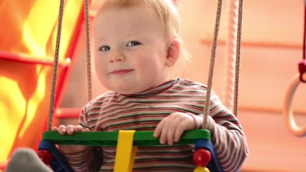 Boy on a swing — Stock Video