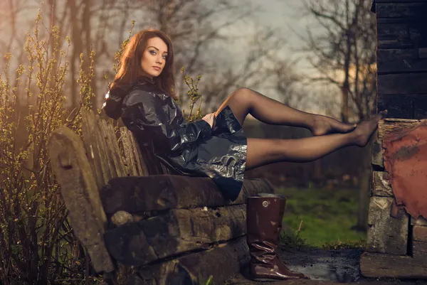 Brunet kırsal gün batımında