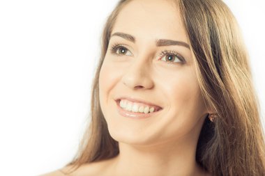 gülümseyen brunet portre