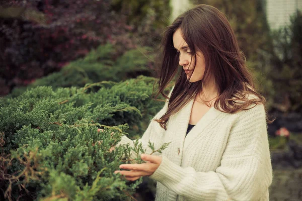 Giovane Donna Ritratto All Aperto Autunno Stagione Città Strada — Foto Stock