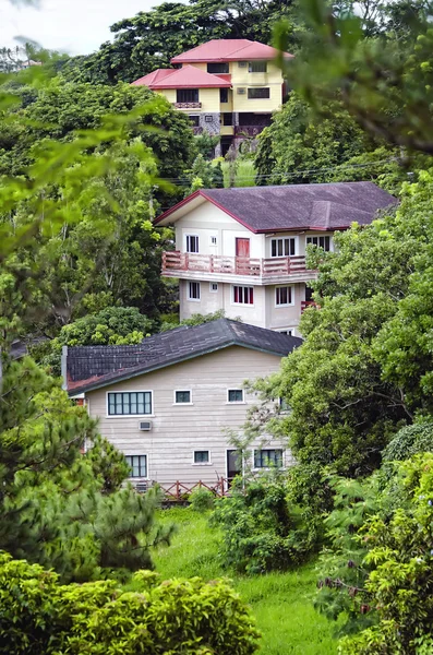 山の高級住宅 — ストック写真