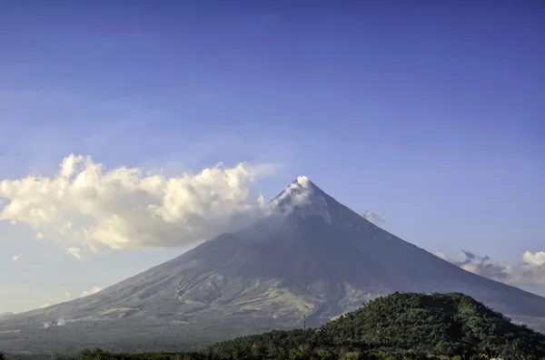 Mayon volcano — Stockfoto