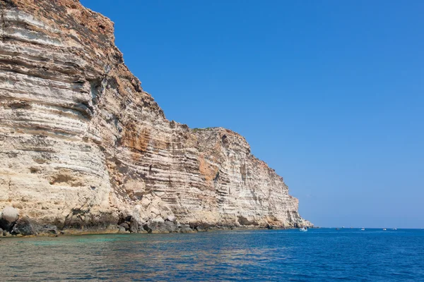 Rochas na ilha lampedusa Sicília - itália — Fotografia de Stock