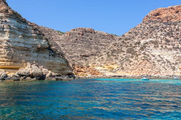 Boats on sea of Lampedusa — Stock Photo, Image