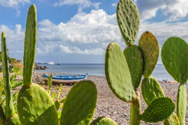 Salina, Sicilya, deniz görünümü