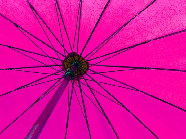 Ombrello di colore rosa — Foto Stock