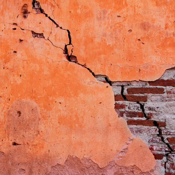 Vieux mur de briques fond fissuré — Photo