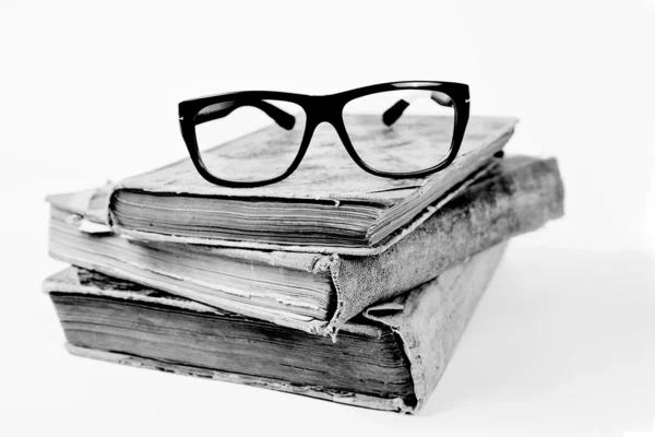 Gafas y libros —  Fotos de Stock