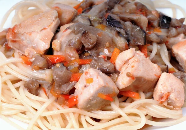 Goulash chicken breasts with carrots and mushrooms — Stock Photo, Image