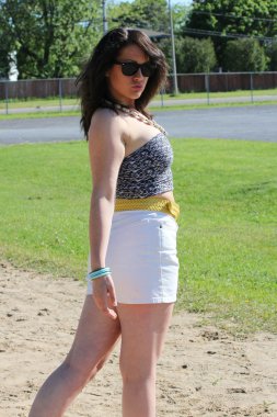 gözlüklü esmer Güzellik