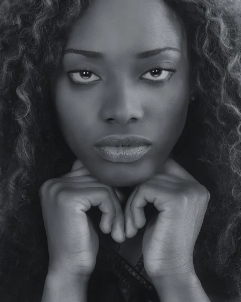 Mujer nigeriana hermosa —  Fotos de Stock