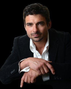 yakışıklı adam