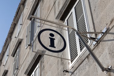 Turist bilgilendirme işareti