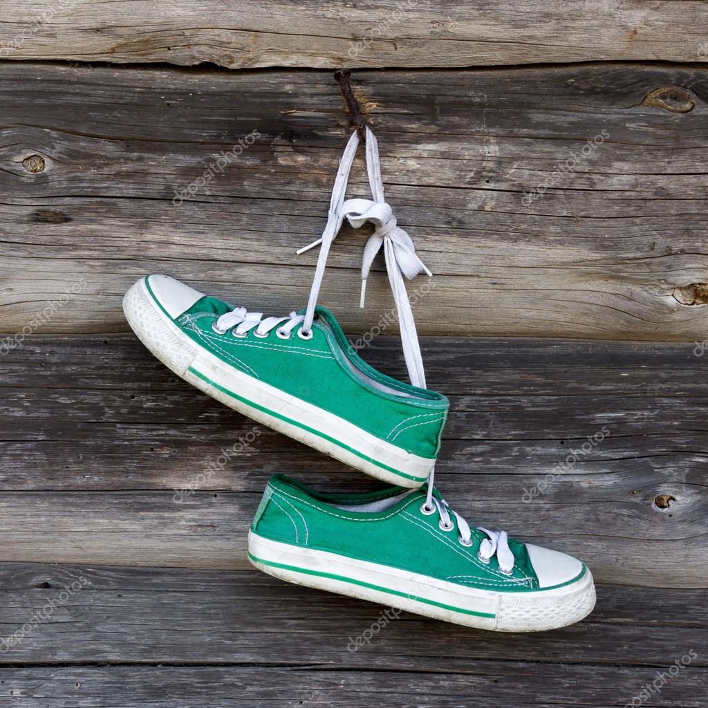 where to sell old sneakers