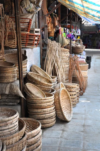 Cane Basket Stall at the Hoi An Market, Vietnam. — Stock Photo, Image