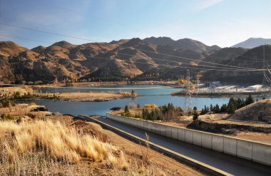 Brisbane Barajı dolusavak & güç istasyonu, otago, Yeni Zelanda