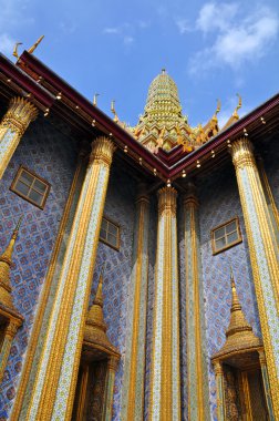 Altın mozaik Tapınağı kubbe & spire grand Palace