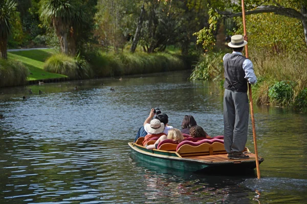 Cruising Down The River On A Sunday Afternoon — Stock Photo, Image