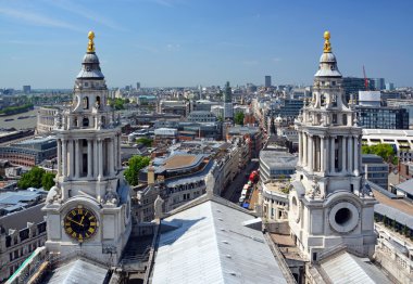 Londra şehir St. Paul's İkiz Kuleler izlendi