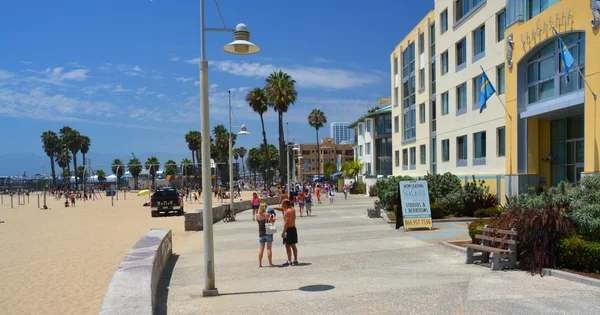 The Boardwalk at Santa Monica, Los Angeles USA. — Stock Photo, Image