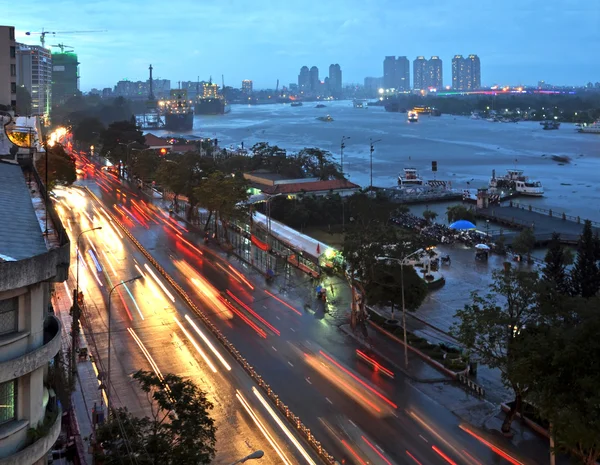 Saigon Fluss am frühen Abend, Vietnam — Stockfoto