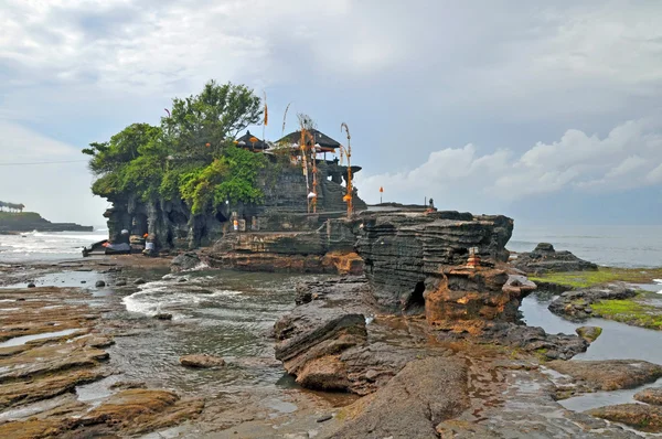 Tanah lot tempel, bali indonesien — Stockfoto