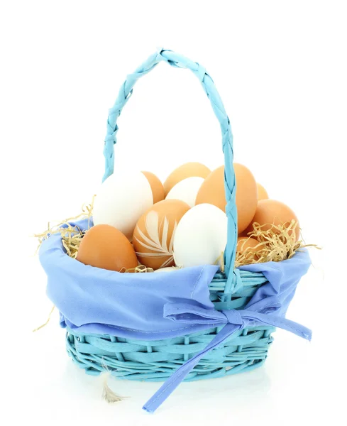 Fresh eggs in the basket — Stock Photo, Image