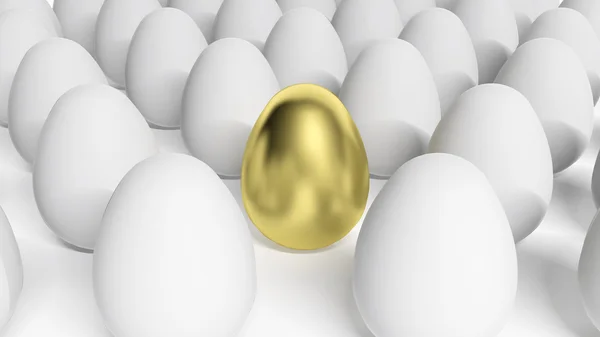 Gouden ei onder witte eieren — Stockfoto