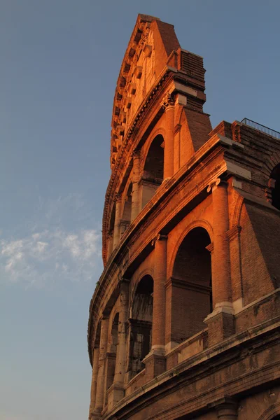 Närbild på colosseum i Rom — Stockfoto