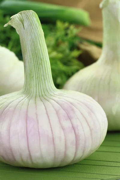 Fresh large ripe onions — Stock Photo, Image