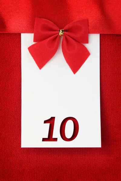 Número diez en la tarjeta de felicitación roja — Foto de Stock