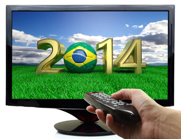 2014 dan bola sepak bola dengan bendera Brasil di tv — Stok Foto