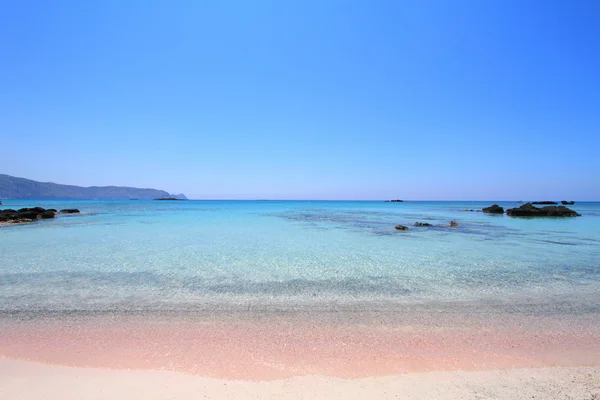 Pink sand beach with crystal waters Elafonisi Crete — Stock Photo, Image