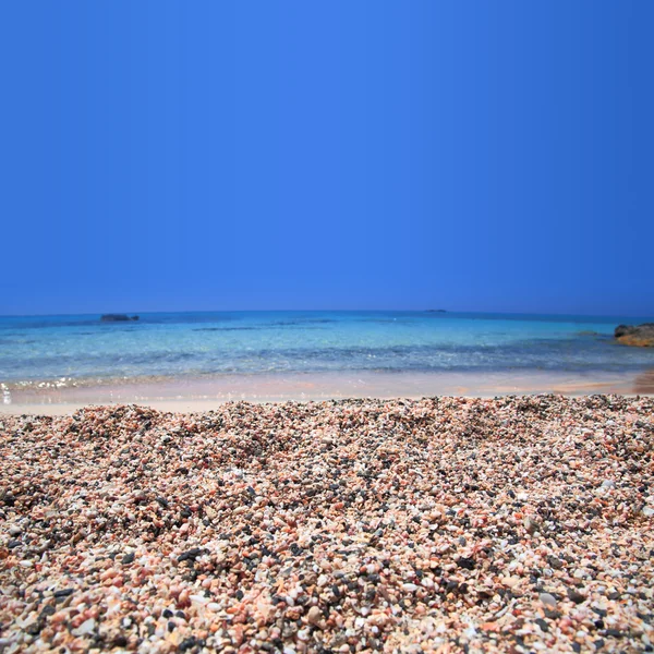 Playa de arena rosa y aguas cristalinas de primer plano Elafonisi Creta —  Fotos de Stock