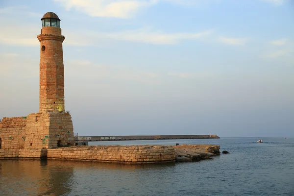 Vieux phare en pierre gros plan Réthymnon Crète — Photo