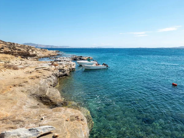 Greece Tinos Island Cyclades Moored Yachts Seaside Rocky Land Vast — Stock Photo, Image