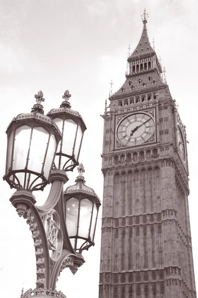 Big ben a budova parlamentu, Londýn — Stock fotografie