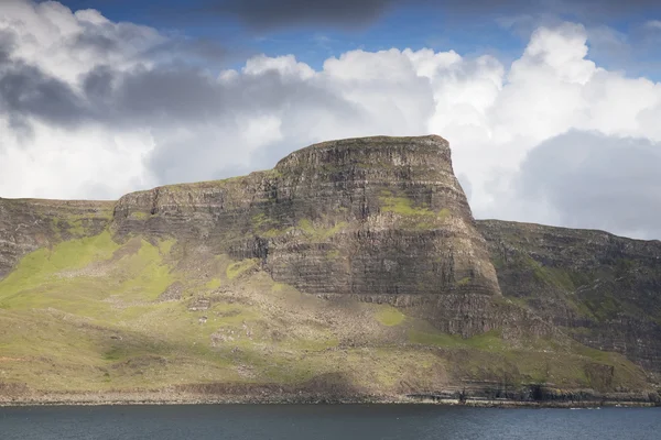 Ponto de Neist para Waterstein Cabeça, Duirinish, Ilha de Skye — Fotografia de Stock
