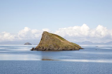 Tulm Adası ve Bay; Isle of Skye