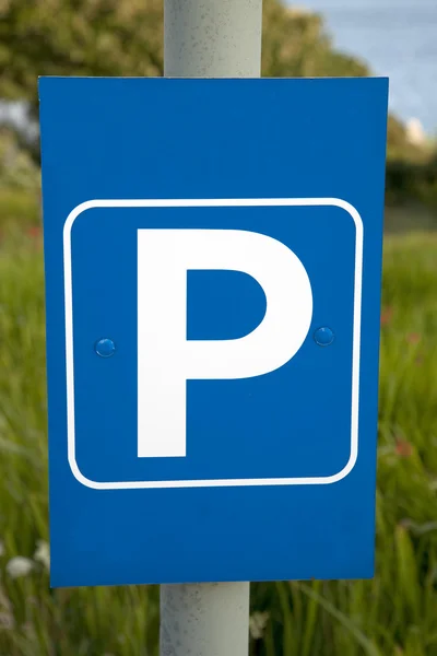 Mavi otopark işareti — Stok fotoğraf